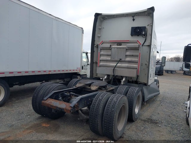 Продажа на аукционе авто 2019 Kenworth T680, vin: 1XKYD49X7KJ285277, номер лота: 44347399