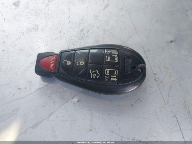 2016 CHRYSLER TOWN & COUNTRY 2C4RC1BG5GR213380 Photo 10