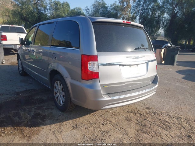 2016 CHRYSLER TOWN & COUNTRY 2C4RC1BG5GR213380 Photo 2
