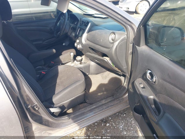3N1CN7AP4EK456993 Nissan Versa 1.6 Sv