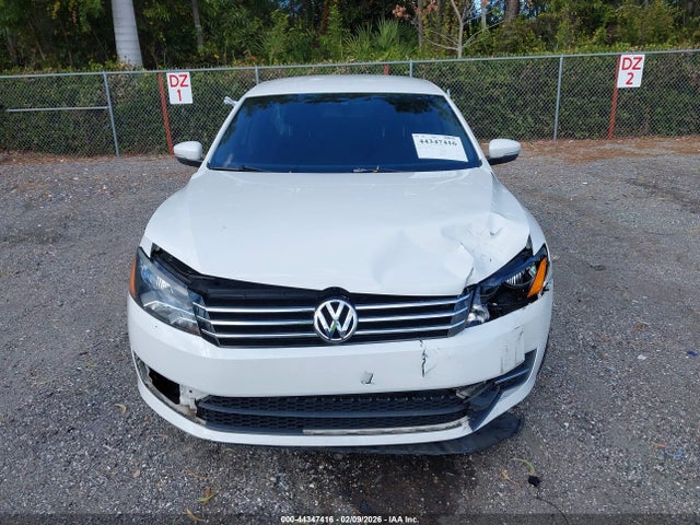44347416 :رقم المزاد ، 1VWAT7A37FC092869 vin ، 2015 Volkswagen Passat 1.8t Limited Edition مزاد بيع