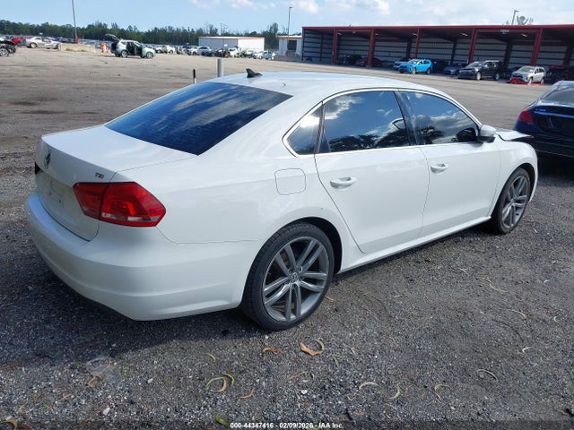 44347416 :رقم المزاد ، 1VWAT7A37FC092869 vin ، 2015 Volkswagen Passat 1.8t Limited Edition مزاد بيع