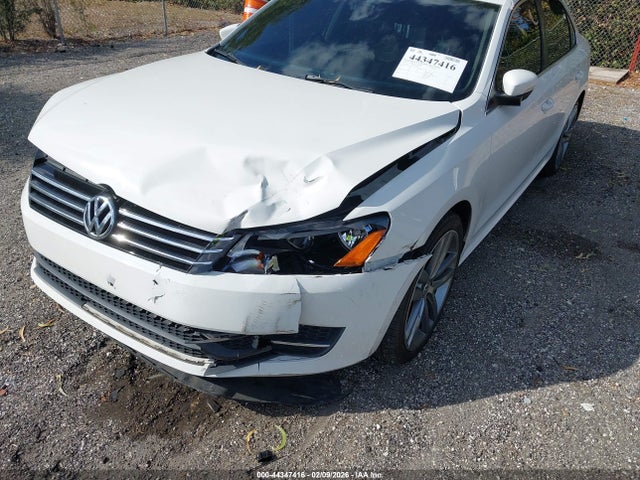 44347416 :رقم المزاد ، 1VWAT7A37FC092869 vin ، 2015 Volkswagen Passat 1.8t Limited Edition مزاد بيع
