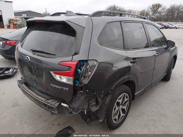 2021 SUBARU FORESTER JF2SKAFC2MH465950 Photo 3