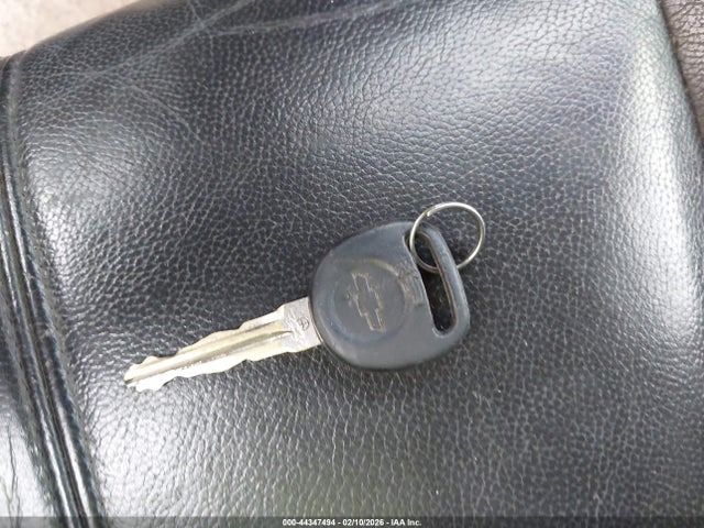 2011 CHEVROLET TAHOE 1GNSCBE08BR311962 Photo 10