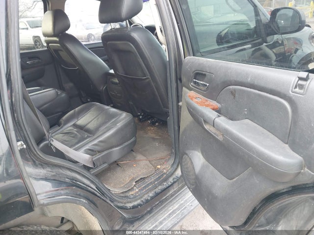 2011 CHEVROLET TAHOE 1GNSCBE08BR311962 Photo 7