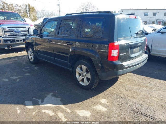 2012 JEEP PATRIOT 1C4NJRFB1CD564477 Photo 2