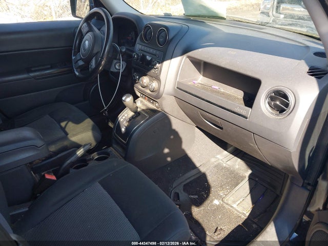 2012 JEEP PATRIOT 1C4NJRFB1CD564477 Photo 4