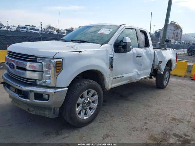 Ford F-250 Lariat 2019 1FT7X2BT3KEG45292 Image 2