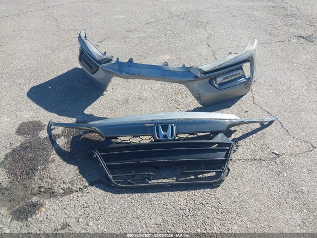 1HGCV1F30KA044763 Honda Accord Sport