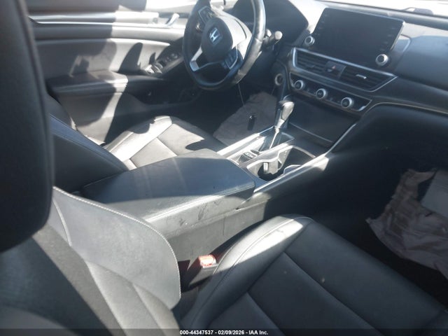 1HGCV1F30KA044763 Honda Accord Sport