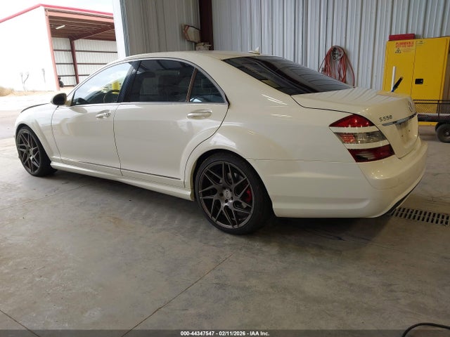 2009 MERCEDES-BENZ S 550 WDDNG86X89A270689 Photo 2
