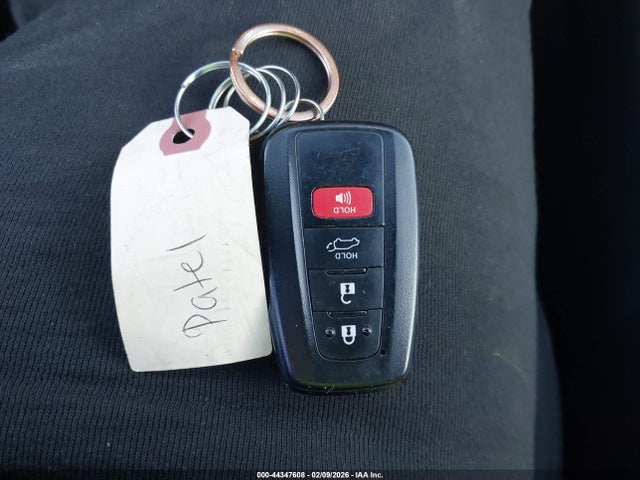 44347608 :رقم المزاد ، 2T3RWRFV6KW017087 vin ، 2019 Toyota Rav4 Hybrid Xle مزاد بيع