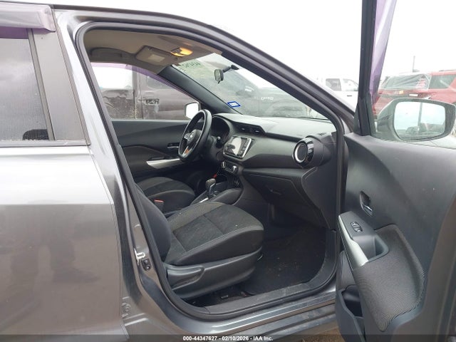 2019 NISSAN KICKS 3N1CP5CU2KL554105 Photo 4