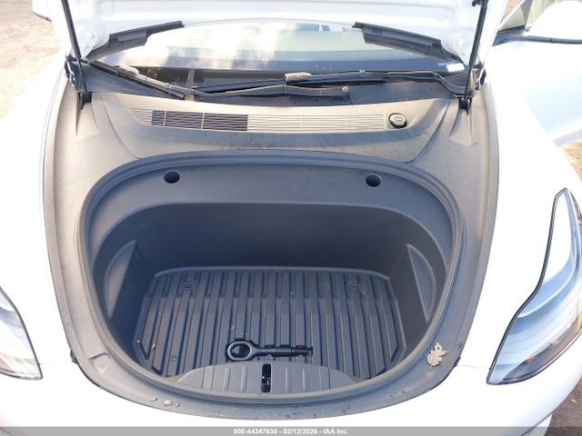 2023 TESLA MODEL 3 5YJ3E1EA7PF546828 Photo 9