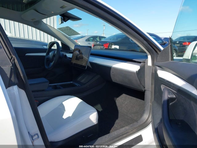 2023 TESLA MODEL 3 5YJ3E1EA7PF546828 Photo 4