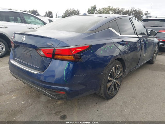 1N4BL4CV6MN407124 Nissan Altima Sr Fwd