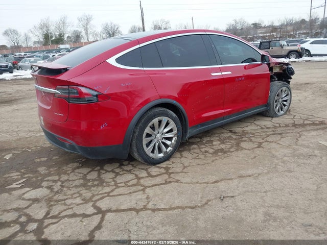Продаж на аукціоні авто 2021 Tesla Model X, vin: 5YJXCAE22MF319557, номер лоту: 44347672