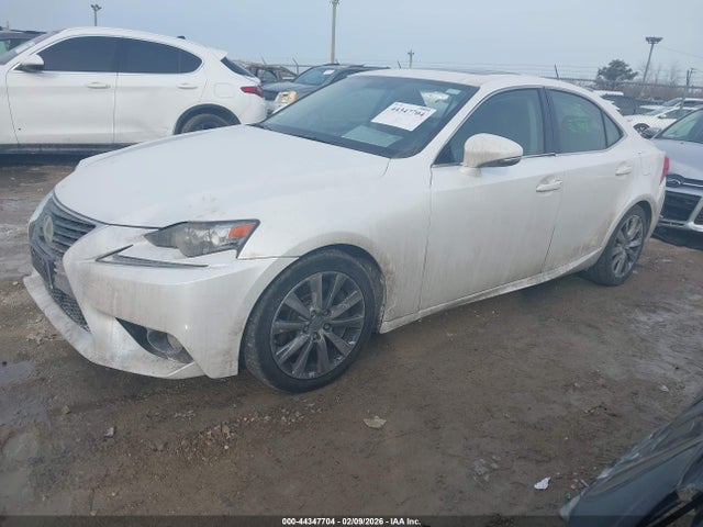2016 LEXUS IS 300 JTHCM1D2XG5014339 Photo 1