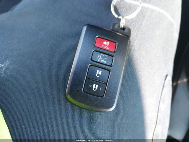 2017 TOYOTA RAV4 HYBRID JTMRJREV0HD113903 Photo 10