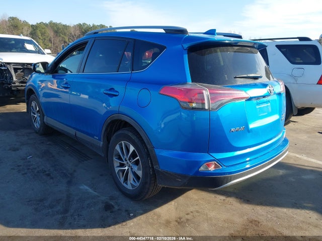 2017 TOYOTA RAV4 HYBRID JTMRJREV0HD113903 Photo 2