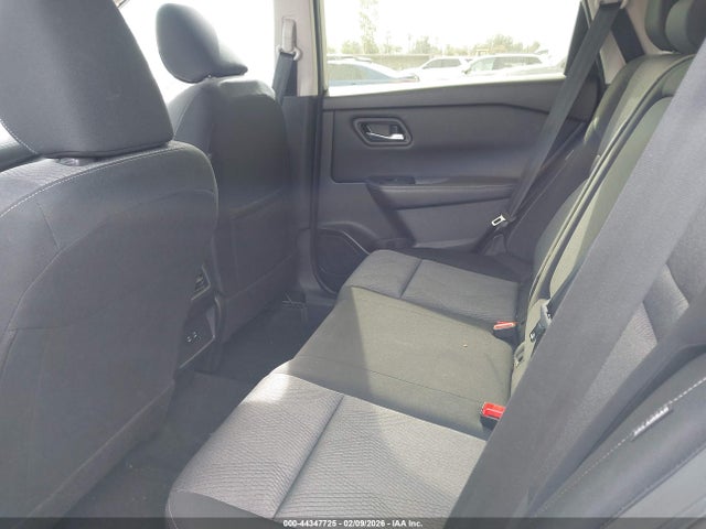 JN8BT3BA8RW352524 Nissan Rogue Sv Fwd