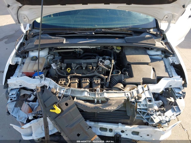Ford FOCUS S 2016 1FADP3E22GL385228 Image 10