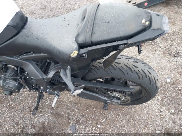 JYARN94EXRA001680 Yamaha MT09