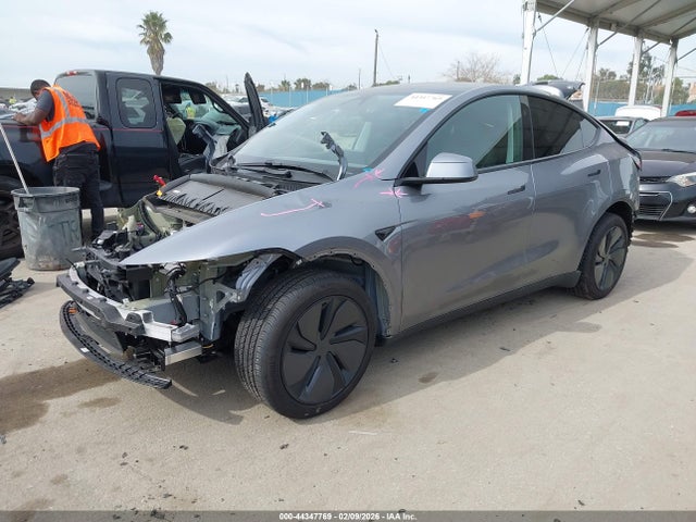 Продажа на аукционе авто 2026 Tesla Model Y Premium Rear-wheel Drive/standard Rear-wheel Drive, vin: 7SAYGDED4TF387033, номер лота: 44347769
