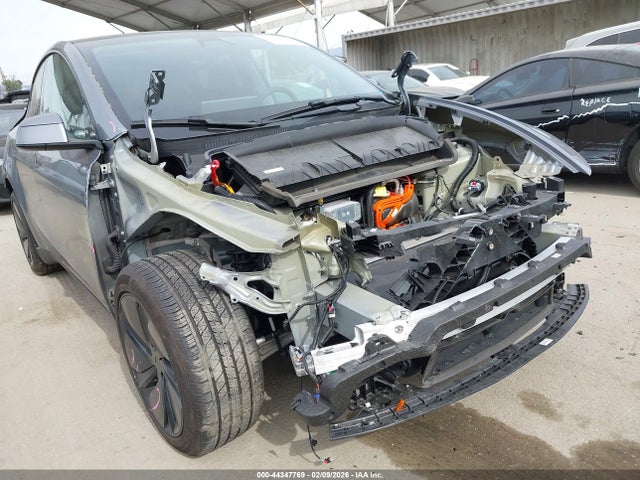 Продажа на аукционе авто 2026 Tesla Model Y Premium Rear-wheel Drive/standard Rear-wheel Drive, vin: 7SAYGDED4TF387033, номер лота: 44347769
