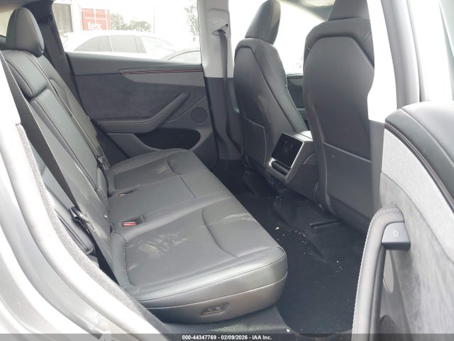 Продажа на аукционе авто 2026 Tesla Model Y Premium Rear-wheel Drive/standard Rear-wheel Drive, vin: 7SAYGDED4TF387033, номер лота: 44347769