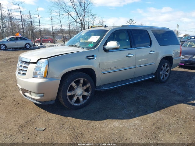 2009 CADILLAC ESCALADE ESV 1GYFK262X9R106516 Photo 1