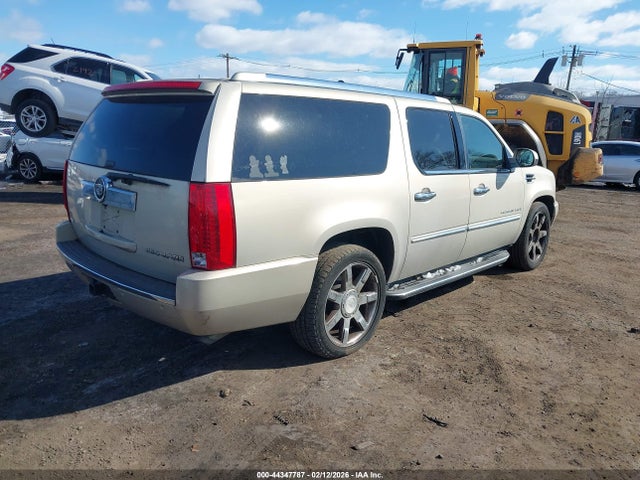 2009 CADILLAC ESCALADE ESV 1GYFK262X9R106516 Photo 3