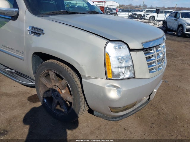 2009 CADILLAC ESCALADE ESV 1GYFK262X9R106516 Photo 5