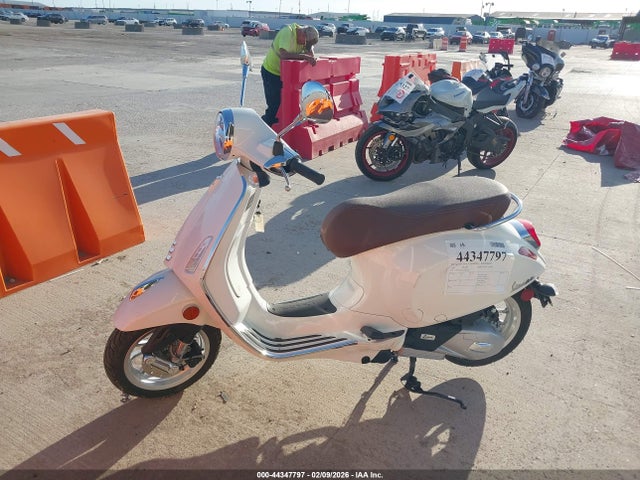 ZAPM818G1P5910107 Vespa Primavera/sprint 150