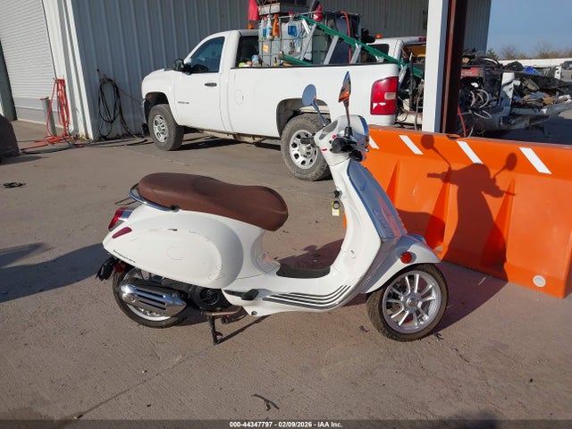 ZAPM818G1P5910107 Vespa Primavera/sprint 150
