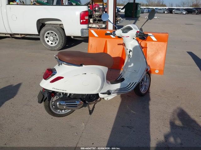 ZAPM818G1P5910107 Vespa Primavera/sprint 150