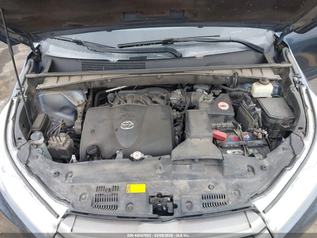 Toyota Highlander Xle 2018 5TDJZRFH8JS816576 Image 10