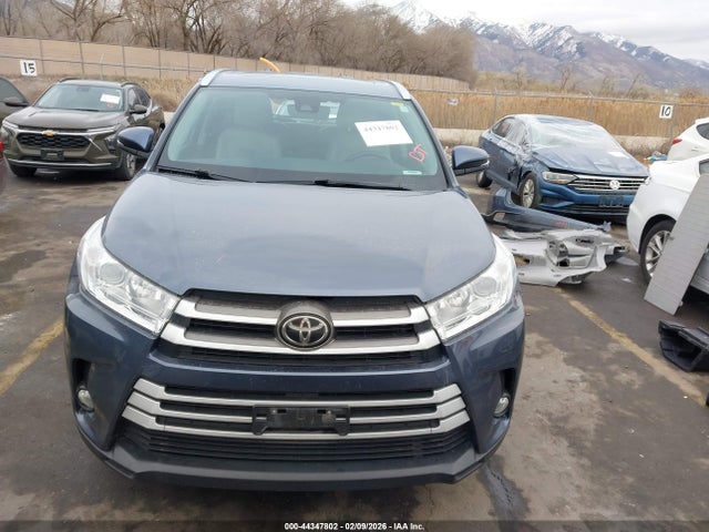 Toyota Highlander Xle 2018 5TDJZRFH8JS816576 Image 13