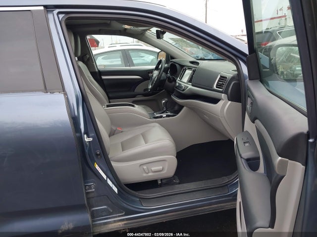 Toyota Highlander Xle 2018 5TDJZRFH8JS816576 Image 5