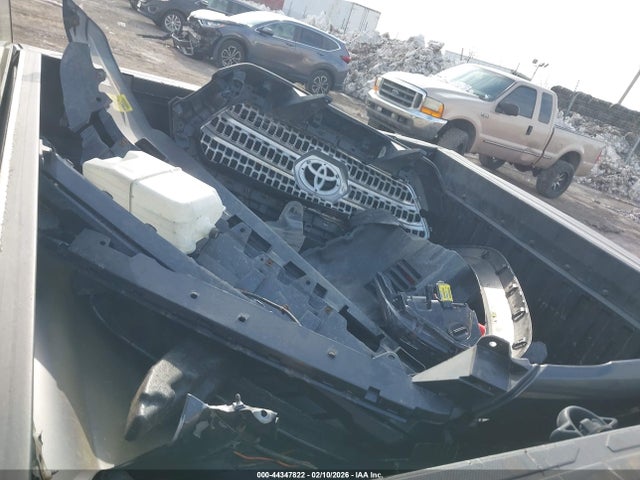 5TFCZ5ANXGX016587 Toyota Tacoma Trd Sport