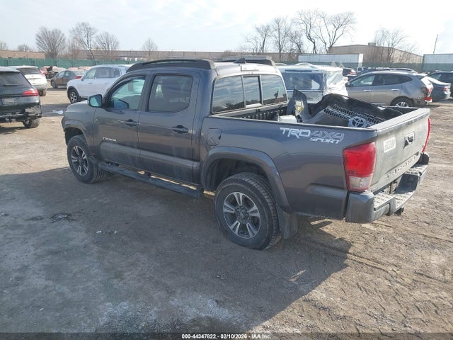 5TFCZ5ANXGX016587 Toyota Tacoma Trd Sport