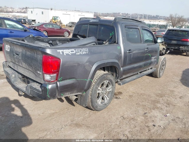 5TFCZ5ANXGX016587 Toyota Tacoma Trd Sport