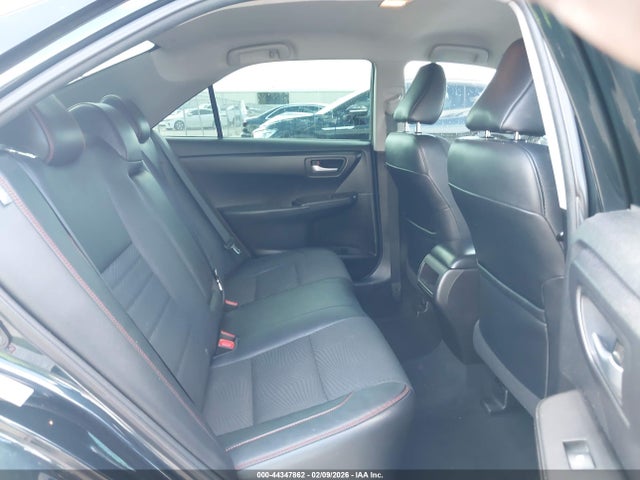 4T1BF1FKXHU676896 Toyota CAMRY SE
