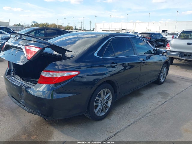 4T1BF1FKXHU676896 Toyota CAMRY SE
