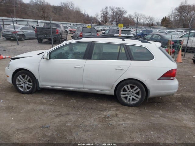 44347893 :رقم المزاد ، 3VWPL7AJ6BM712161 vin ، 2011 Volkswagen Jetta Sportwagen 2.0l Tdi مزاد بيع