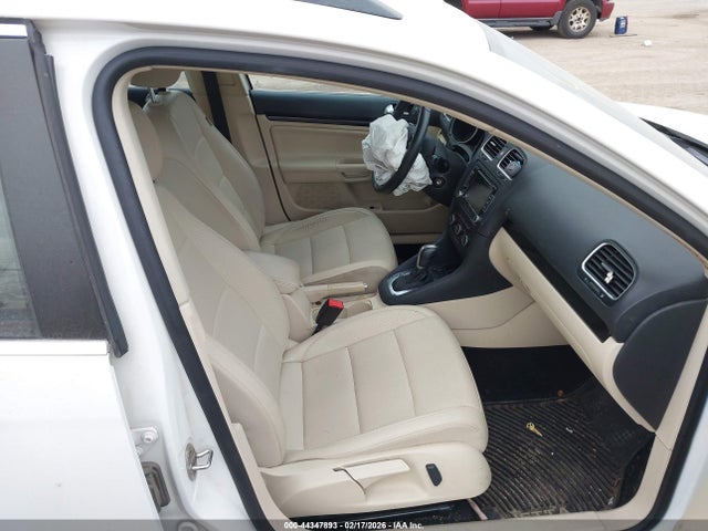44347893 :رقم المزاد ، 3VWPL7AJ6BM712161 vin ، 2011 Volkswagen Jetta Sportwagen 2.0l Tdi مزاد بيع