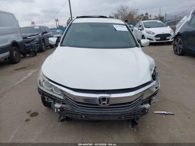 1HGCR2F37GA028562 Honda ACCORD LX