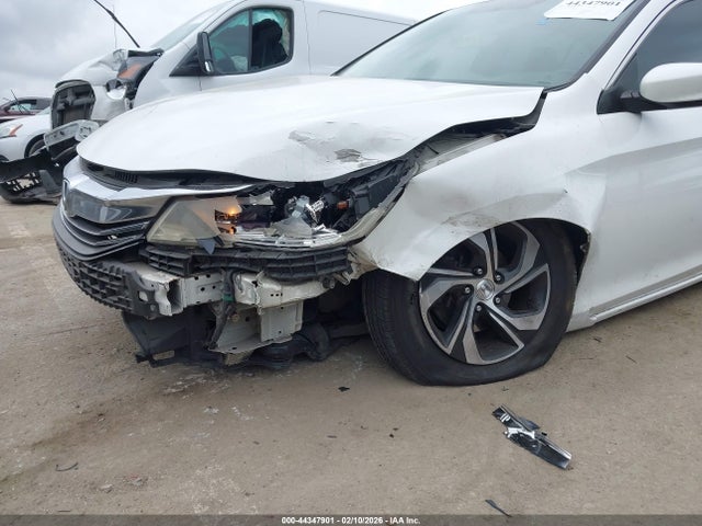 1HGCR2F37GA028562 Honda ACCORD LX