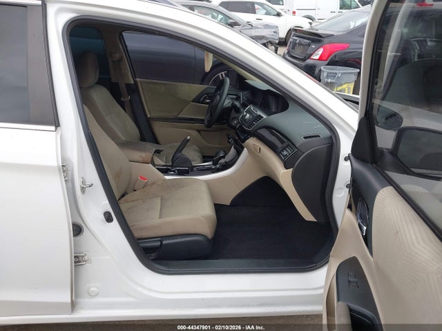 1HGCR2F37GA028562 Honda ACCORD LX